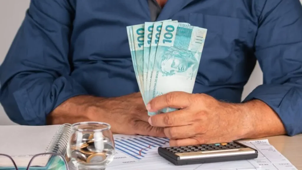 Qual a diferença entre o Cartão consignado e o Novo cartão benefício?