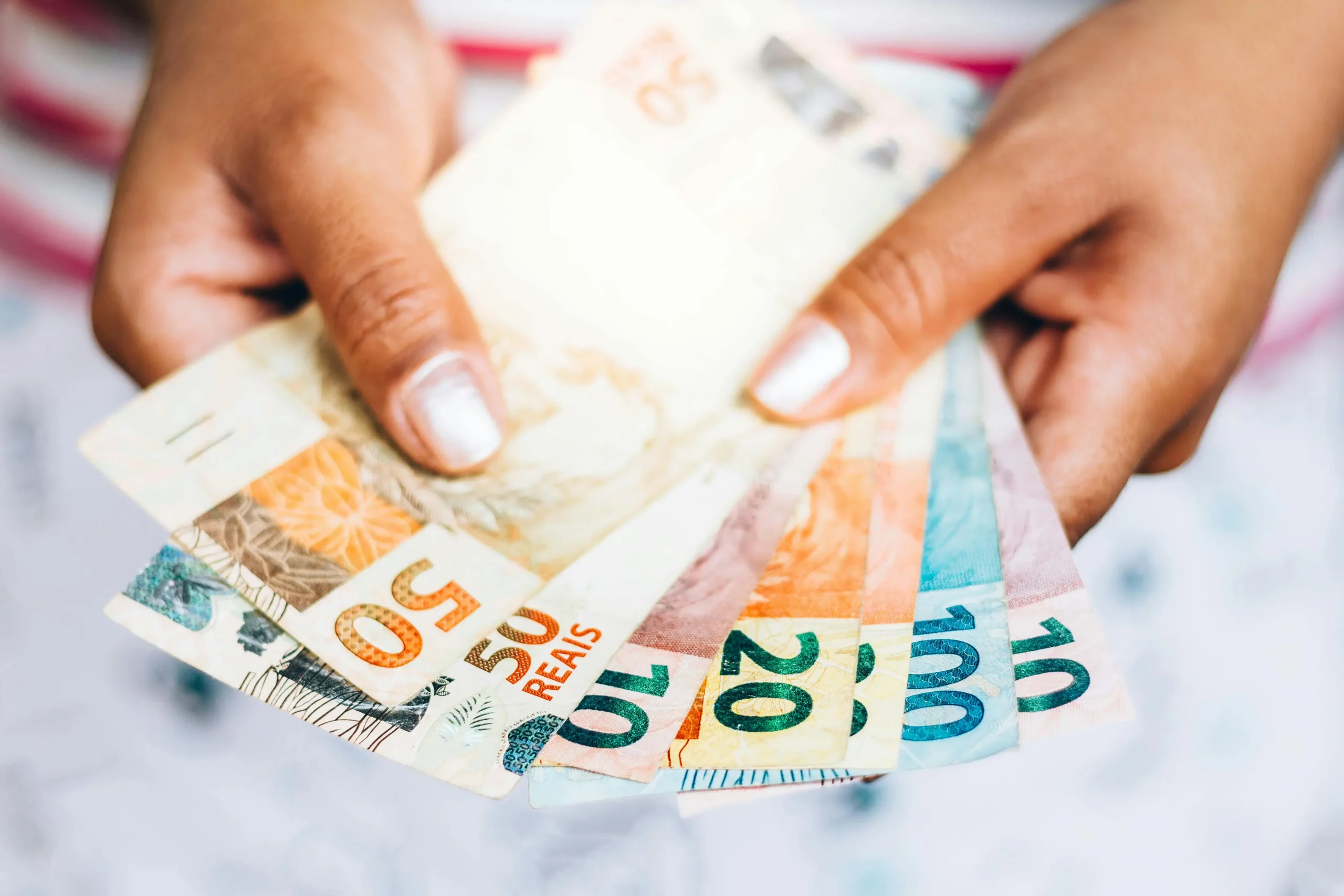 COMO FUNCIONA A MARGEM DO EMPRÉSTIMO CONSIGNADO?
