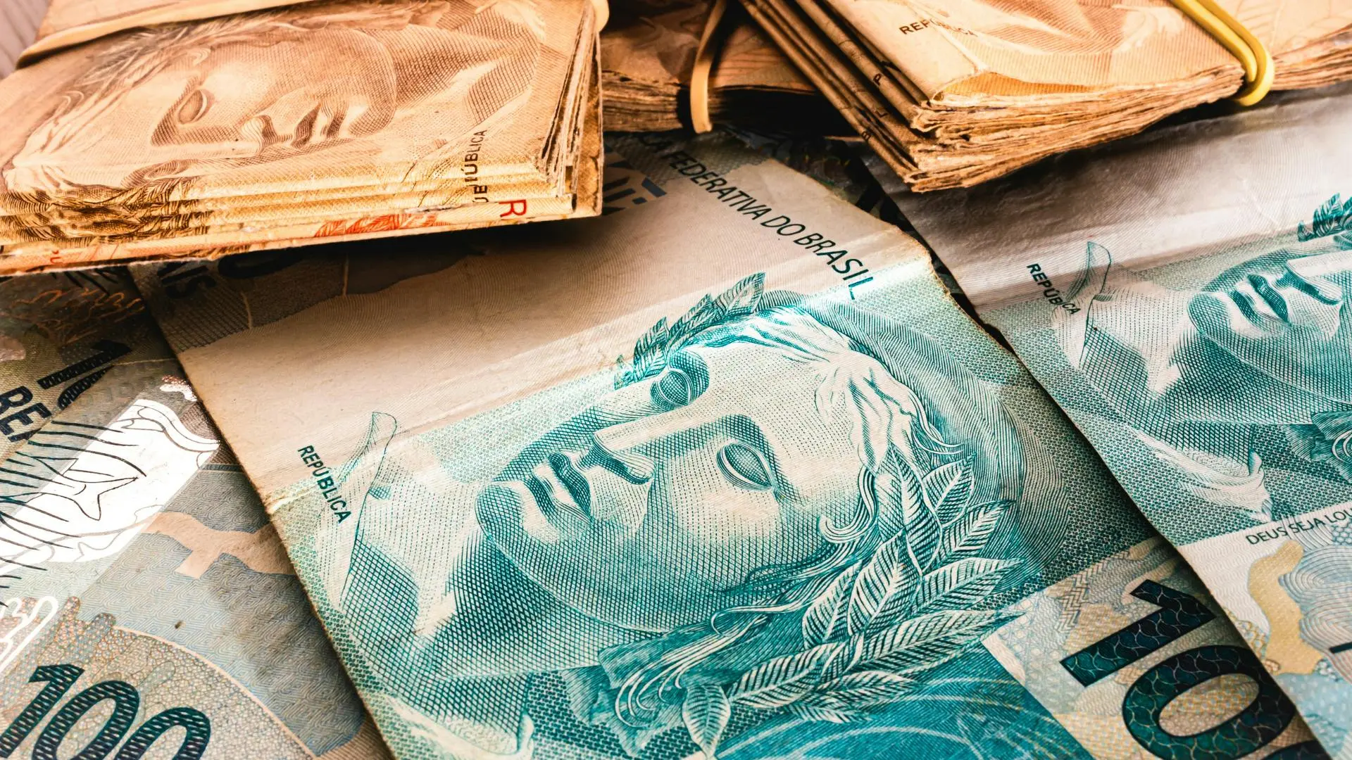 NOVIDADE: Veja o novo valor do salário mínimo para 2023