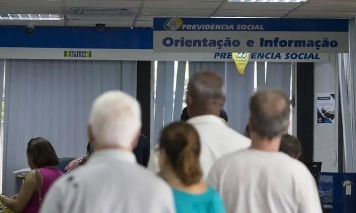INSS: aposentadorias e pensões de outubro começam a ser pagas.